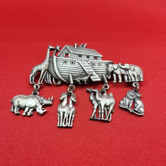 Vintage JJ Signed Brooch Pin Pewter Noahs Ark Dangling Animals Pairs Charms - Picture 4 of 12